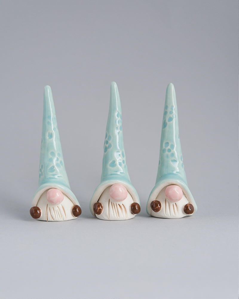 Ring Holder - Daisy teal gnome